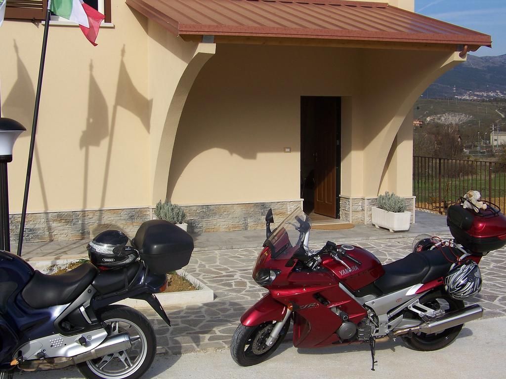 La Radice Hotel Paganica Luaran gambar