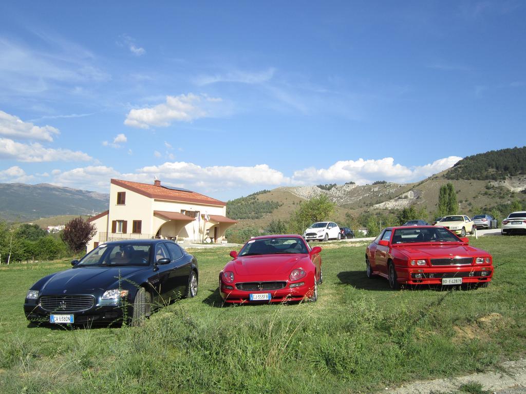 La Radice Hotel Paganica Luaran gambar